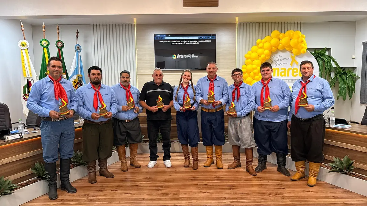 Câmara de Quinze de Novembro presta homenagem ao Grupo de Cavaleiros do Vento