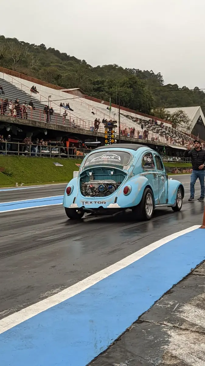 Espumosense Helder Bohn é campeão no maior evento de arrancada Air Cooled do mundo
